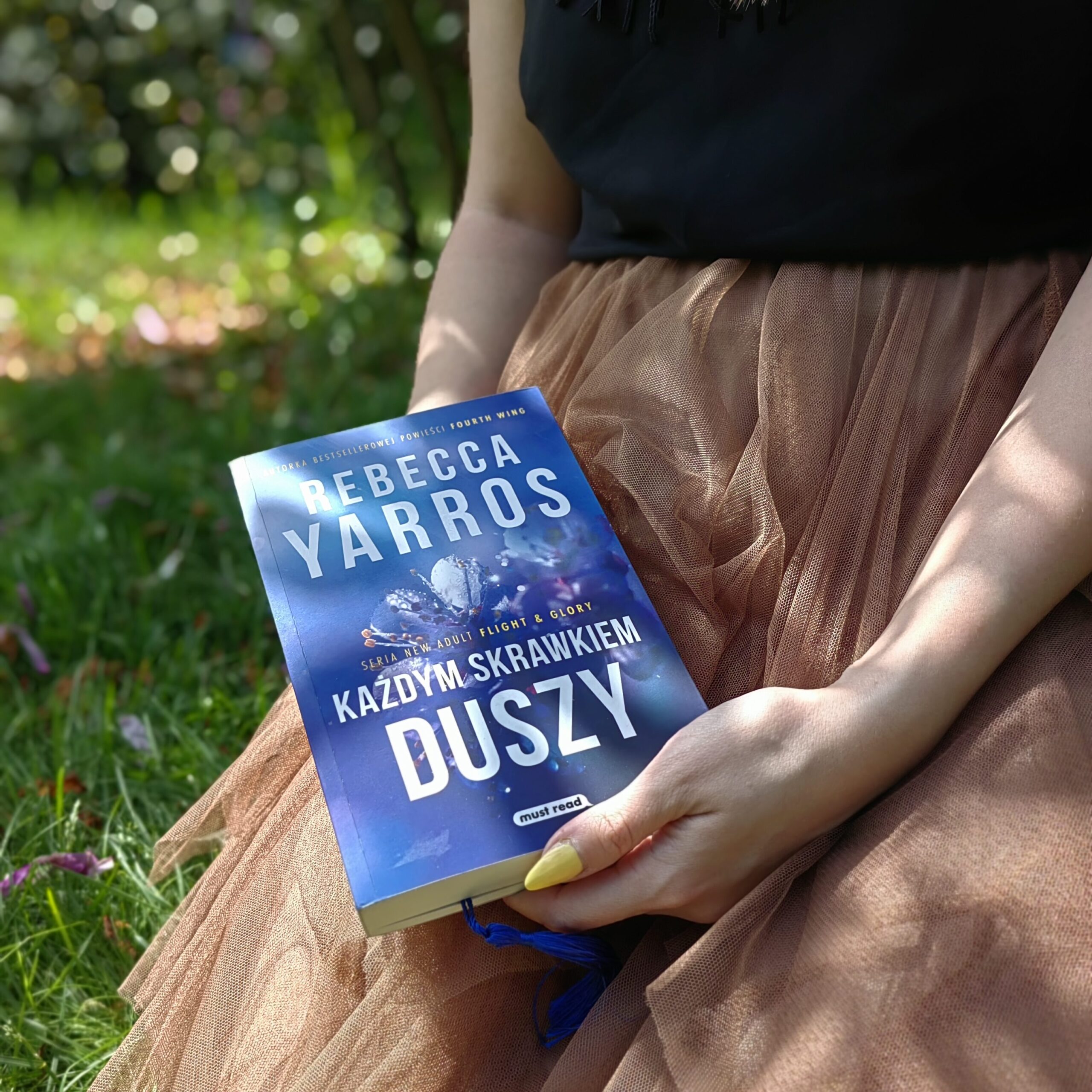 Recenzja: Każdym skrawkiem duszy - Rebecca Yarros